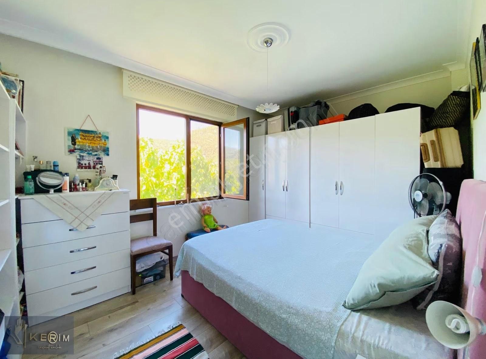 Kerim'den Küçükkuyu Satılık 1+1 Emsalsiz Geniş Daire - Görsel 15