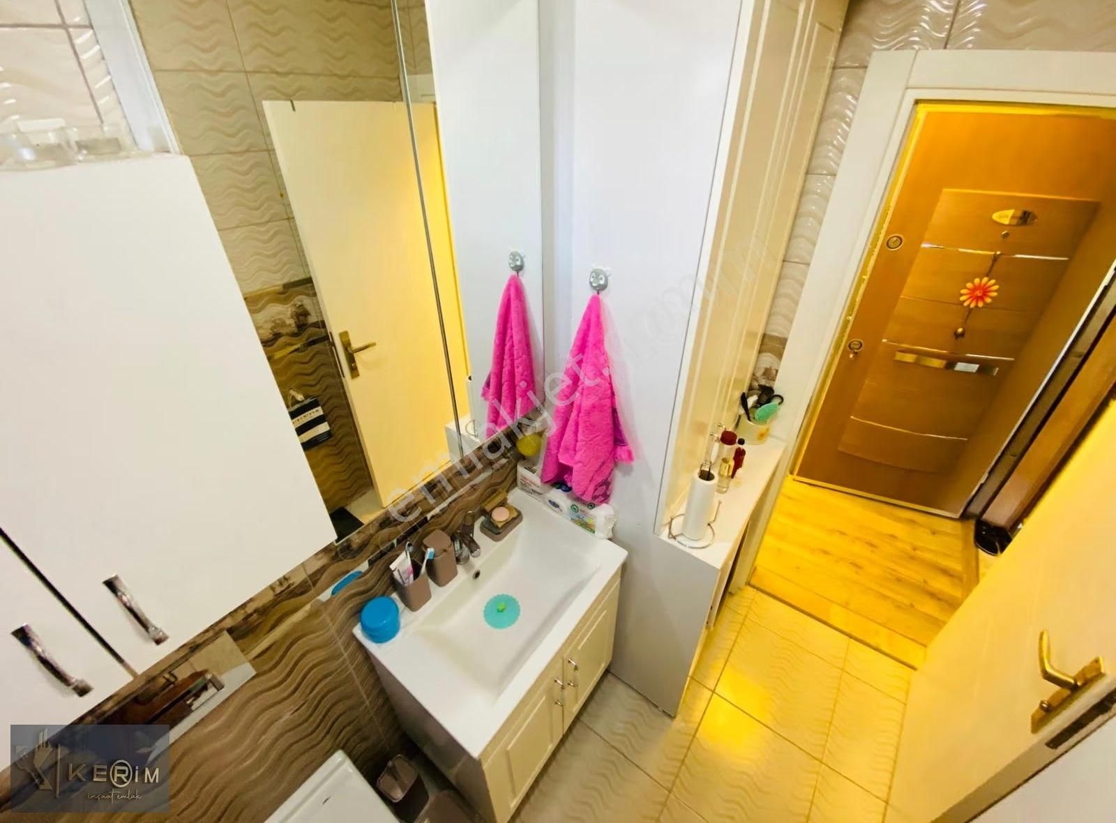 Kerim'den Küçükkuyu Satılık 1+1 Emsalsiz Geniş Daire - Görsel 7