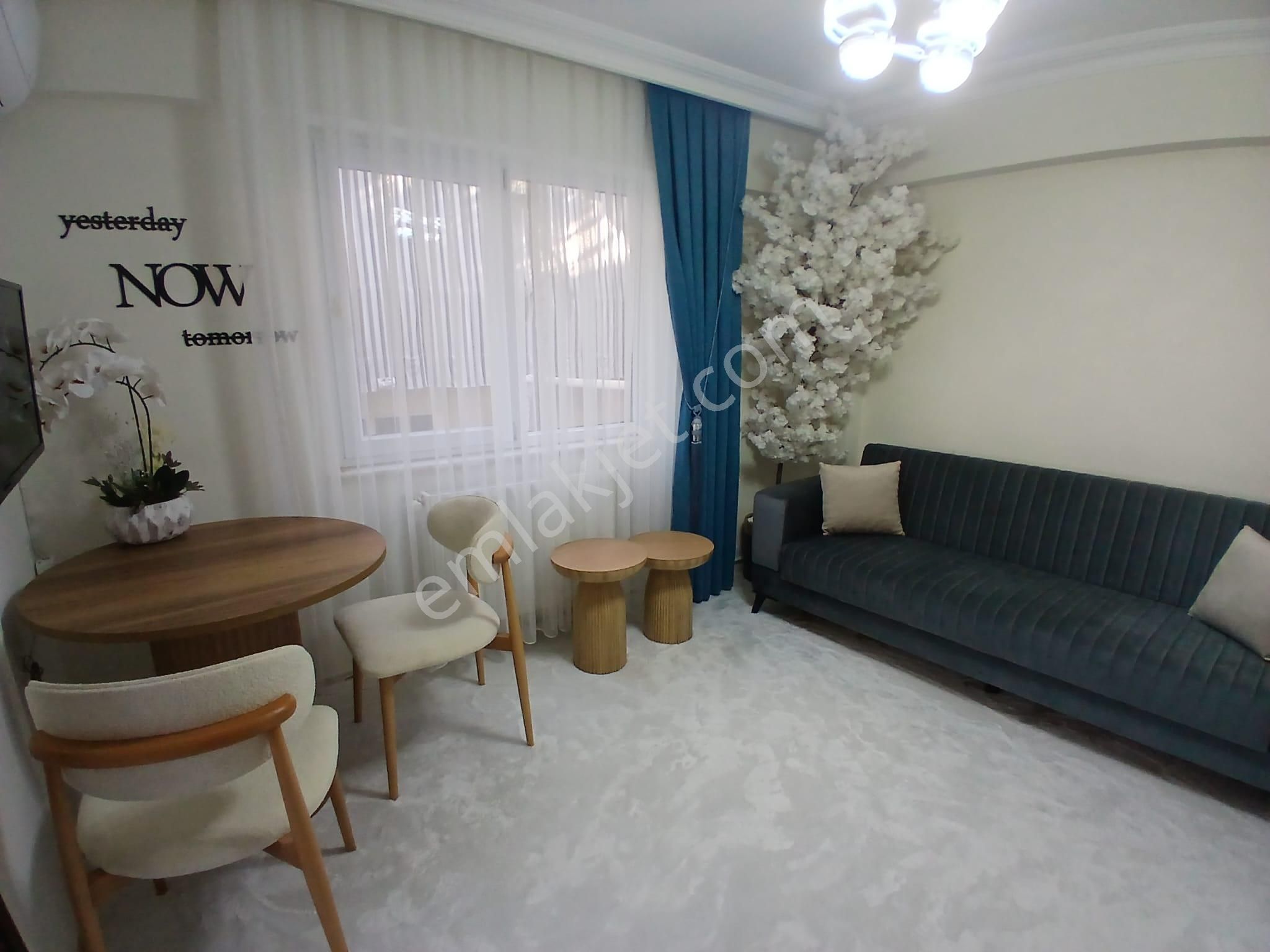 Ender Uysal Gayrimenkulden Üniversiteye Yakın 1+1 Sıfır Eşyalı Balkonlu Arakat Satılık Apart... - Görsel 2