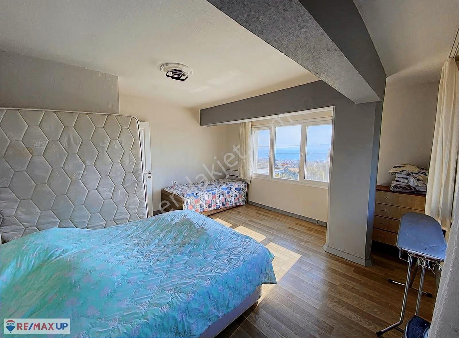 Menderes Özdere Deniz Ve Doğa Manzaralı Satılık Bahçe Ve Ev - Görsel 31