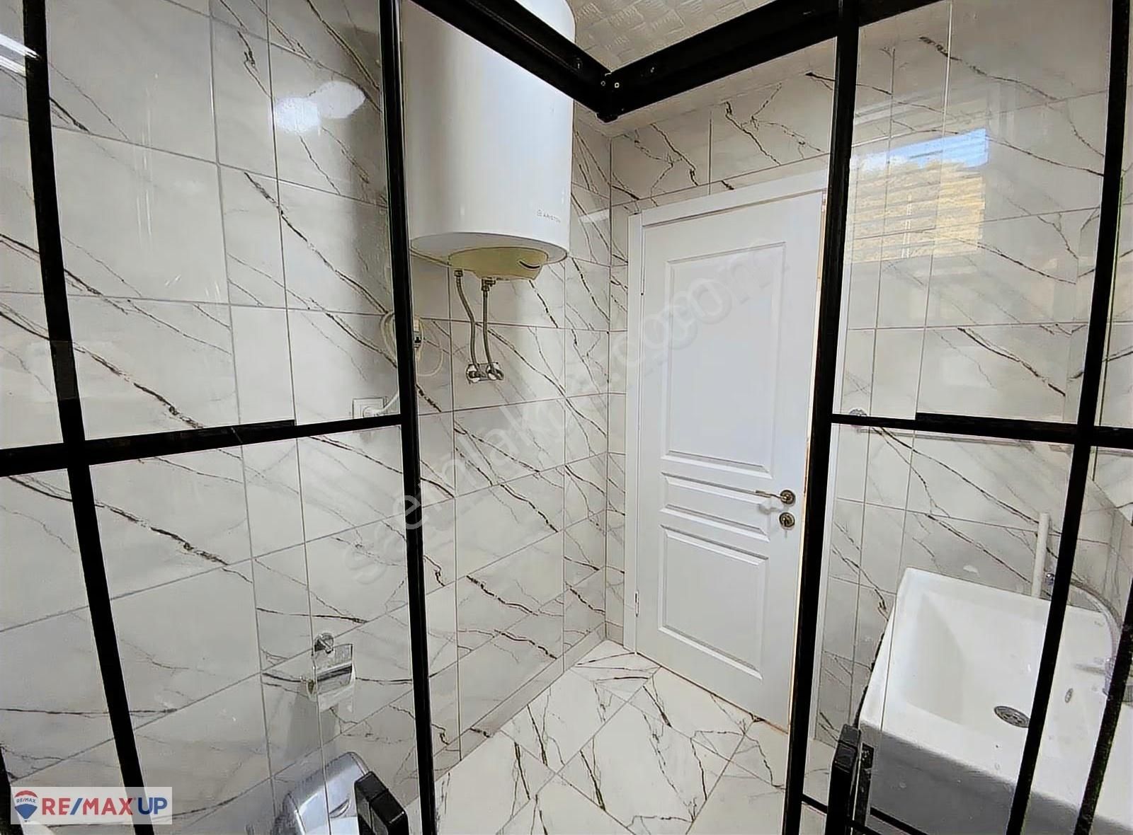 Menderes Özdere Deniz Ve Doğa Manzaralı Satılık Bahçe Ve Ev - Görsel 25