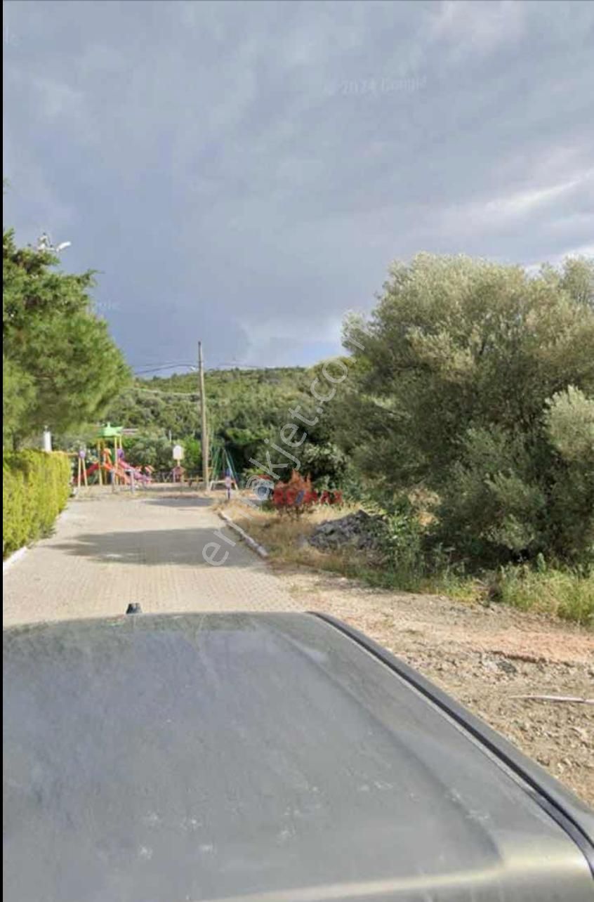 Şok ! İzmir Çeşme Germiyan Da Satılık 332 Mt2 İmarlı Arsa