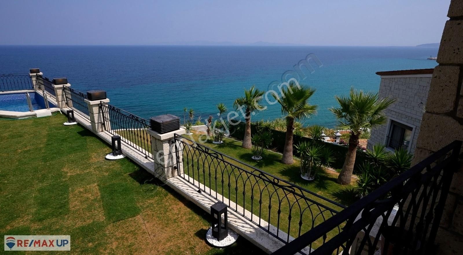 Ardıçta Denize Sıfır, Sonsuzluk Havuzlu 8+2 Lüks Villa - Görsel 23