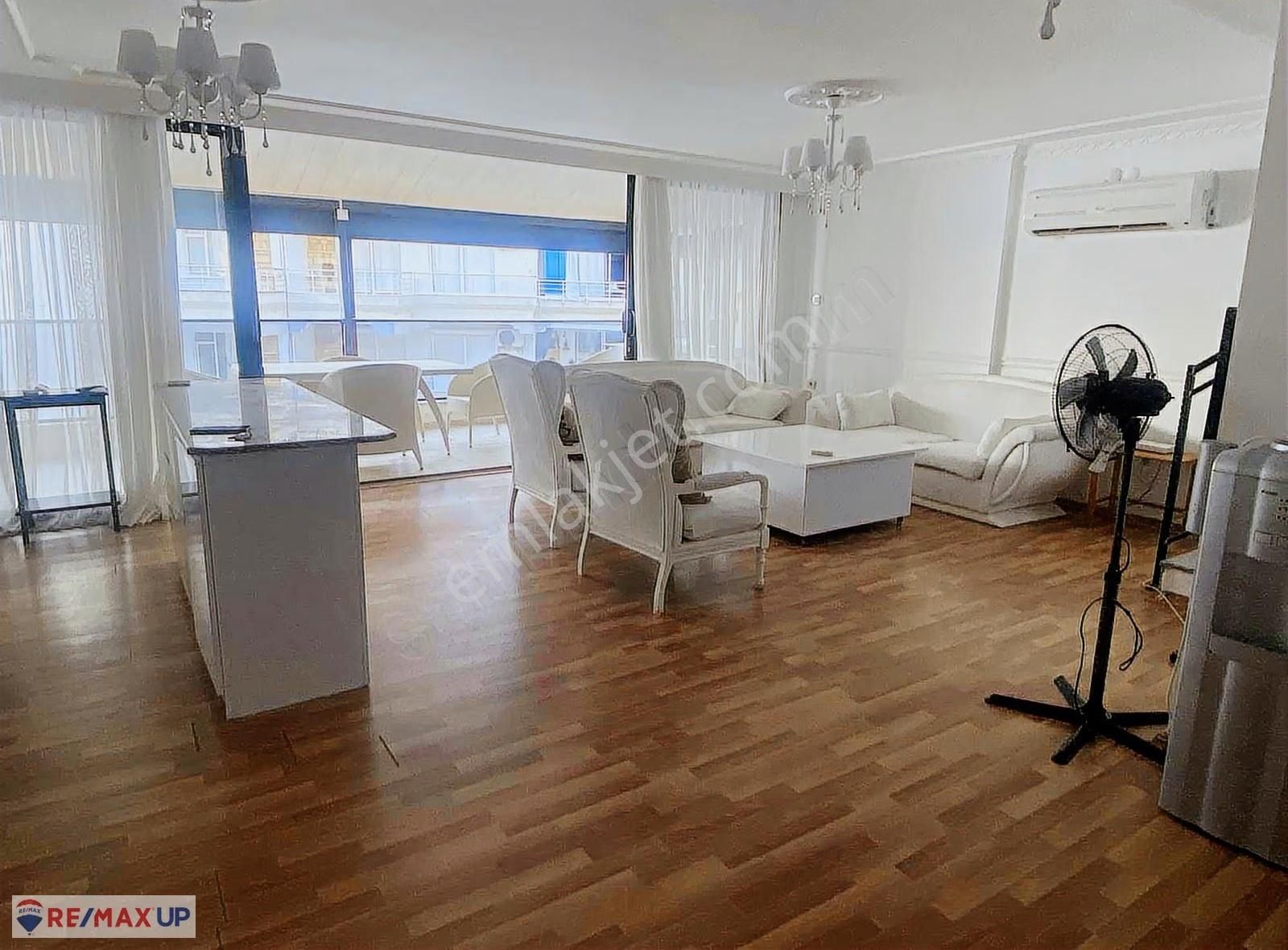 Plaja 20 Metre Eşyalı Kiralık Dubleks Daire