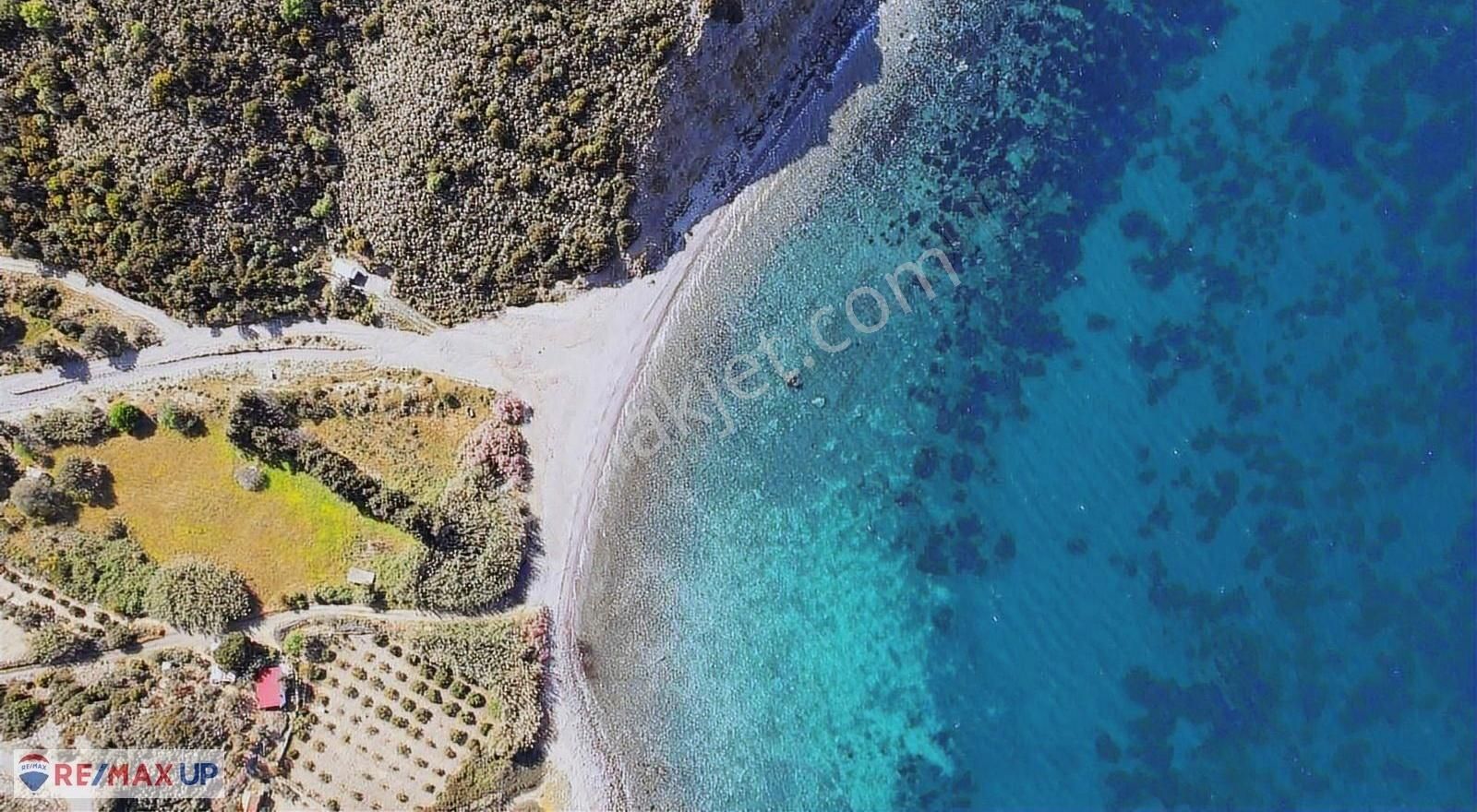Sarpıncık Da İçerisinde Suyu ,yolu Olan Deniz Manzaralı Arazi - Görsel 4