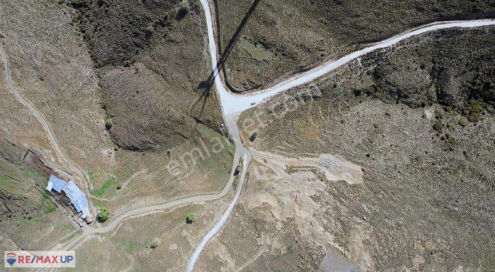 Sarpıncık Da İçerisinde Suyu ,yolu Olan Deniz Manzaralı Arazi - Görsel 30