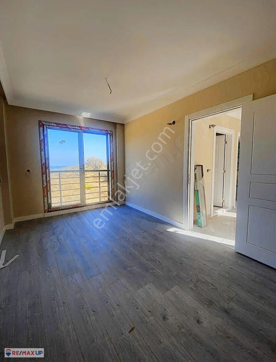 200m² Özel Bahçeli, Sıfır Tam Müstakil 3+1!