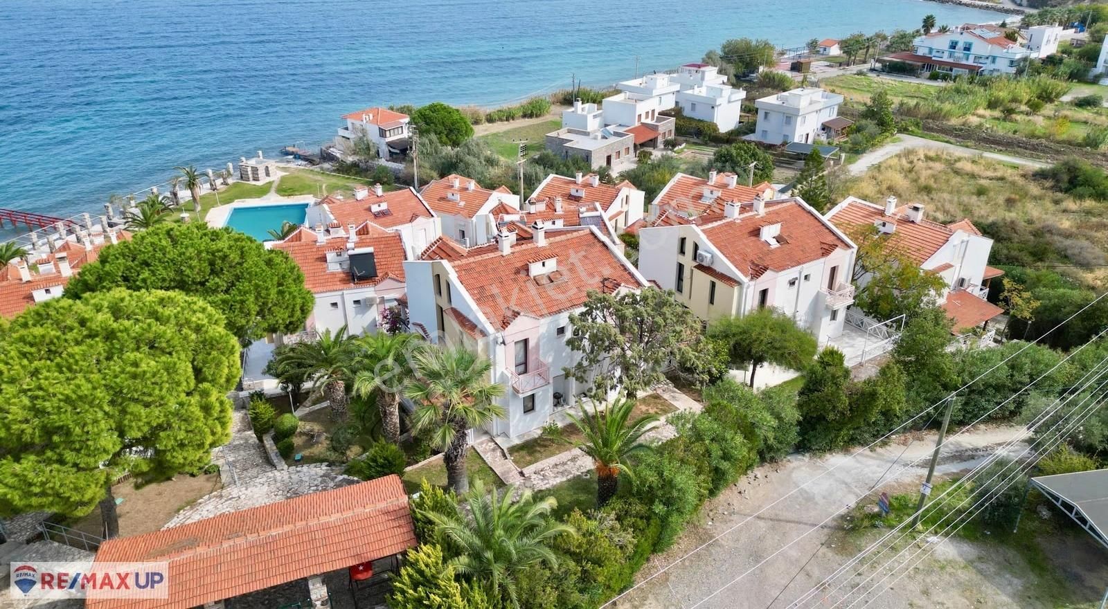 Denize Sıfır Baksat Sitesinde 3+1 Villa - Görsel 34