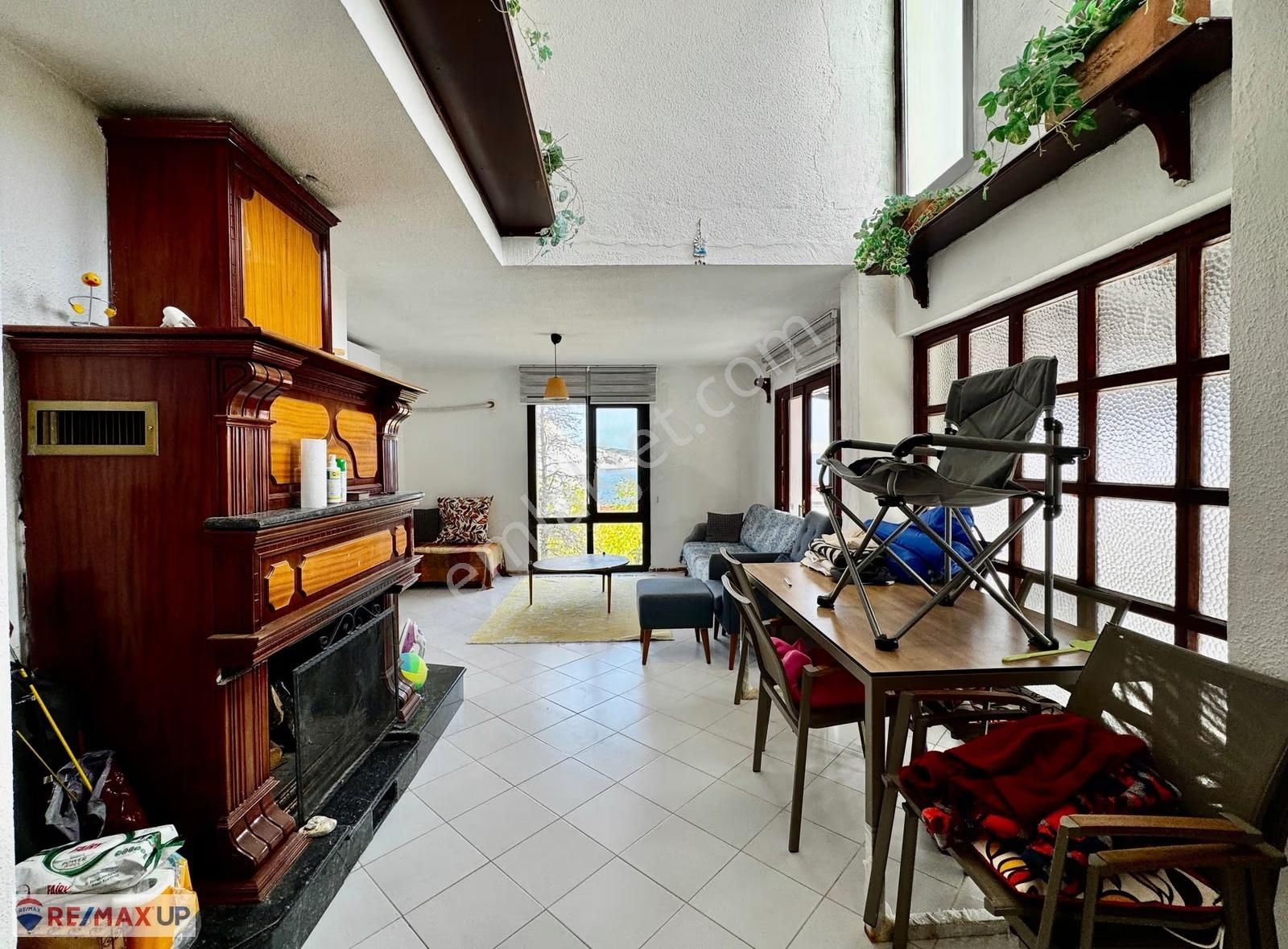 Denize Sıfır Baksat Sitesinde 3+1 Villa - Görsel 24