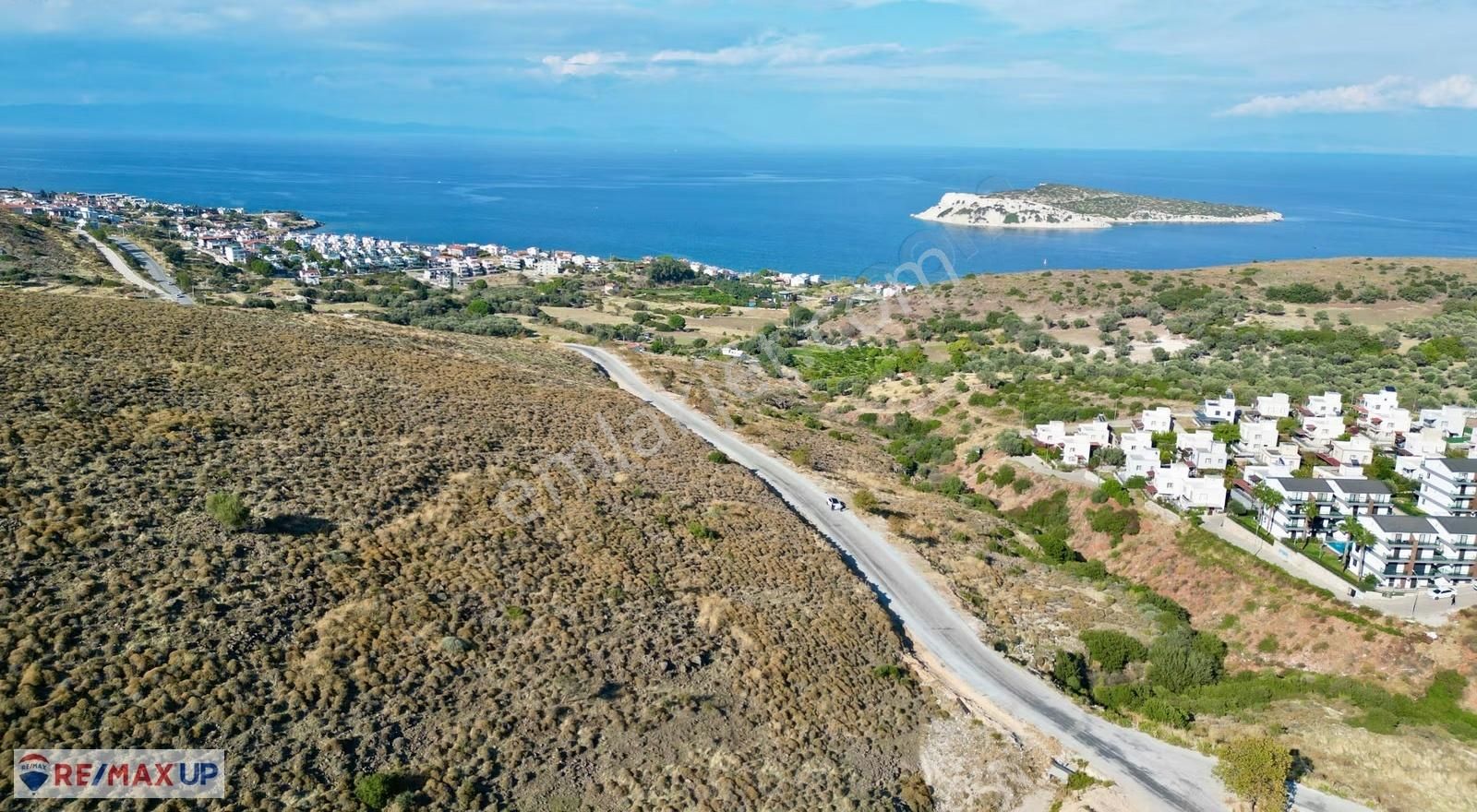 Panoramik Deniz Manzaralı 339 M² Yatırım Fırsatı