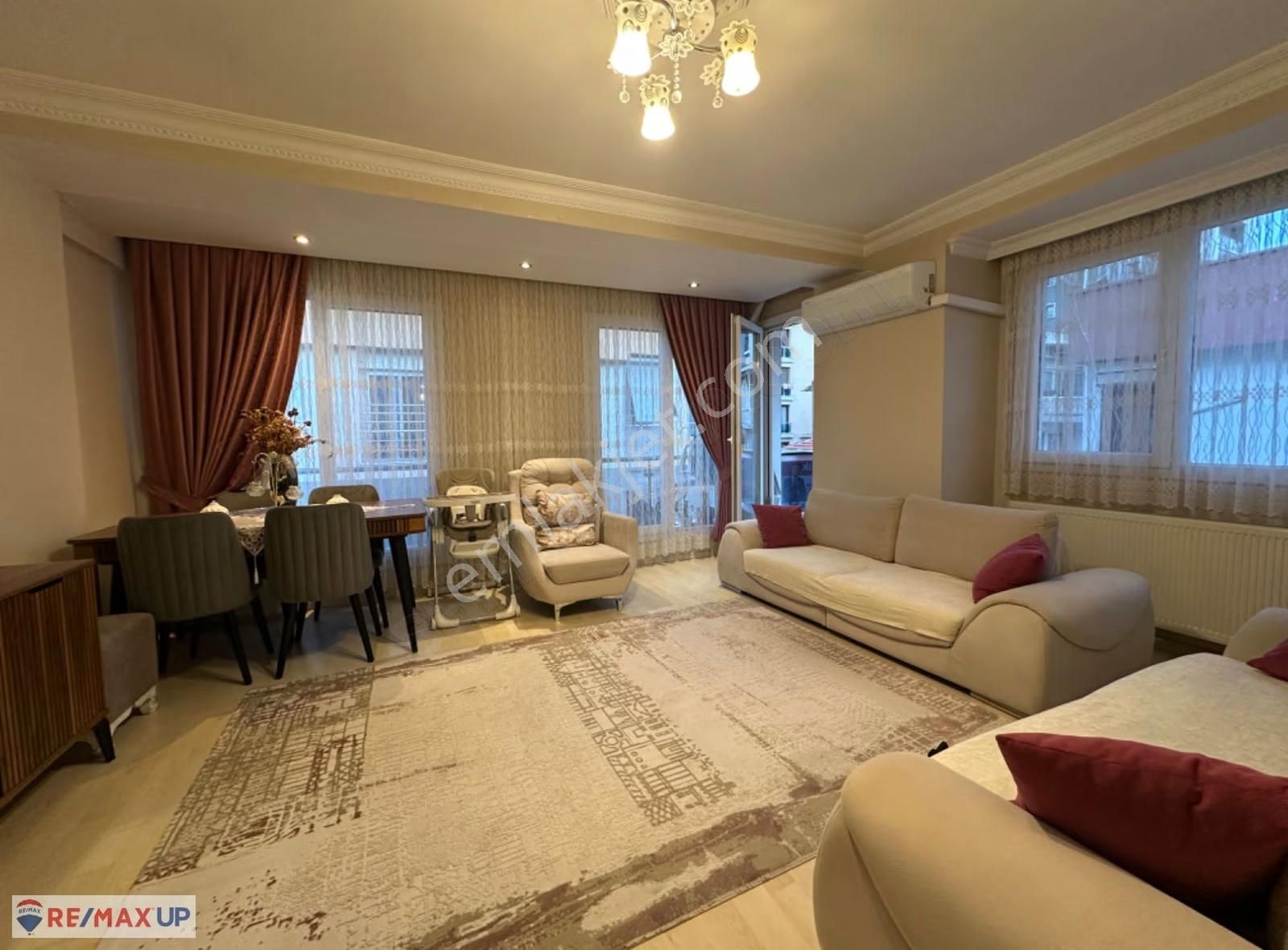 Göztepe Forum Yanı, Yeni Binada Üst Kat, Doğalgazlı Ve Manzaralı