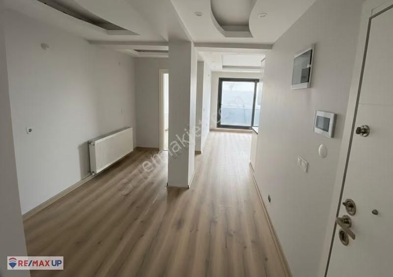 Üniversitelere, Avmlere Ve Metroya Yürüyüş Mesafesinde Daire - Görsel 2