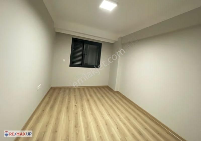 Üniversitelere,avmlere Ve Metroya Yürüyüş Mesafesinde 3+1 Daire - Görsel 6
