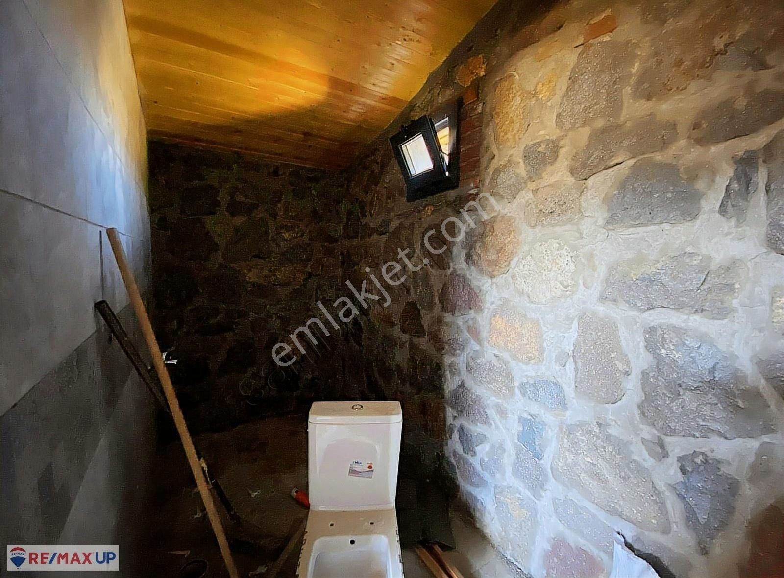 Bornova Beşyol Da 400 M² İçerısınde Taş Ev - Görsel 9