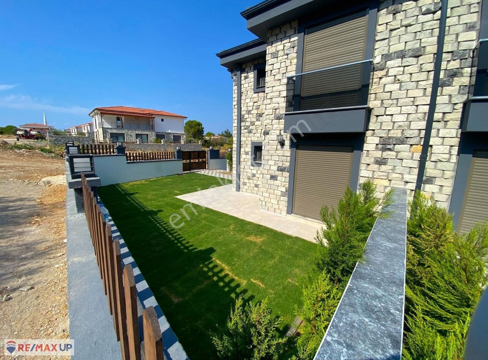 Karaburun Saip'te 5+2 Villa - Görsel 8