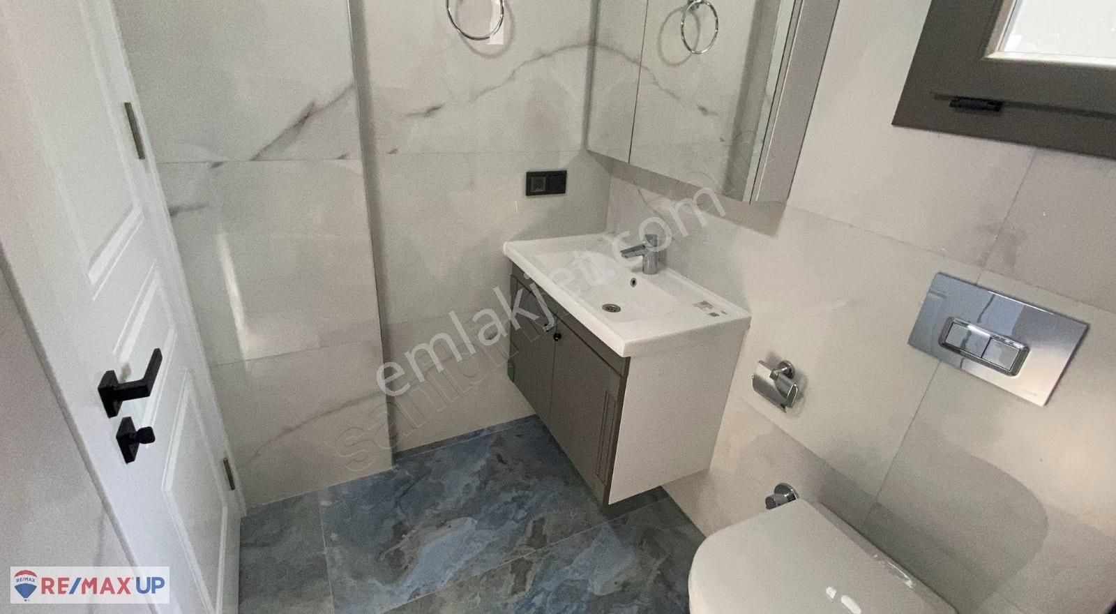 Karaburun Saip'te 5+2 Villa - Görsel 28