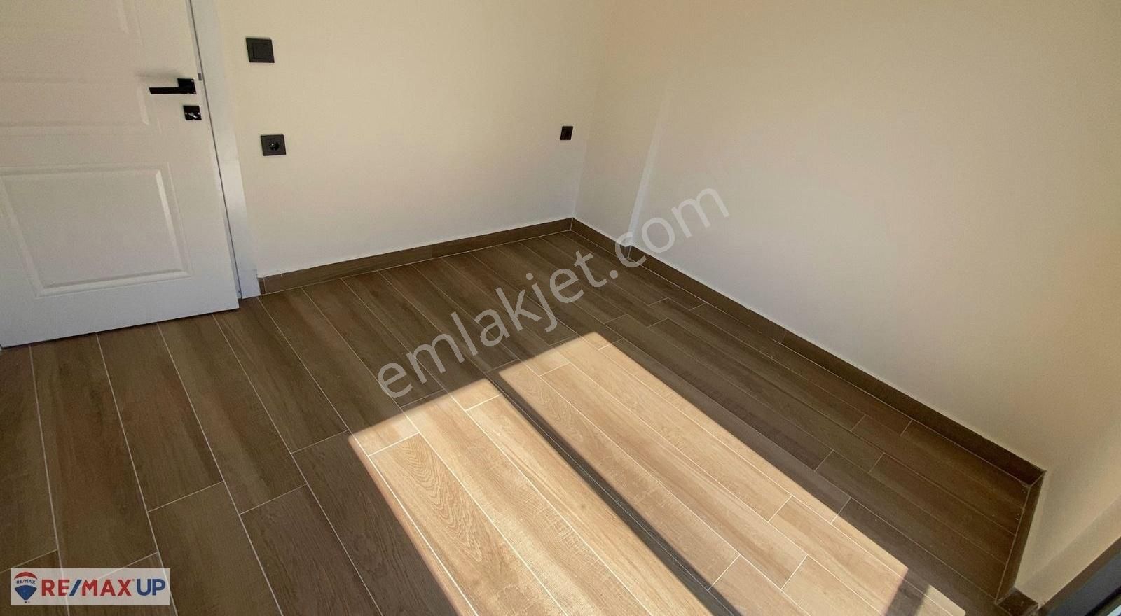 Karaburun Saip'te 5+2 Villa - Görsel 31