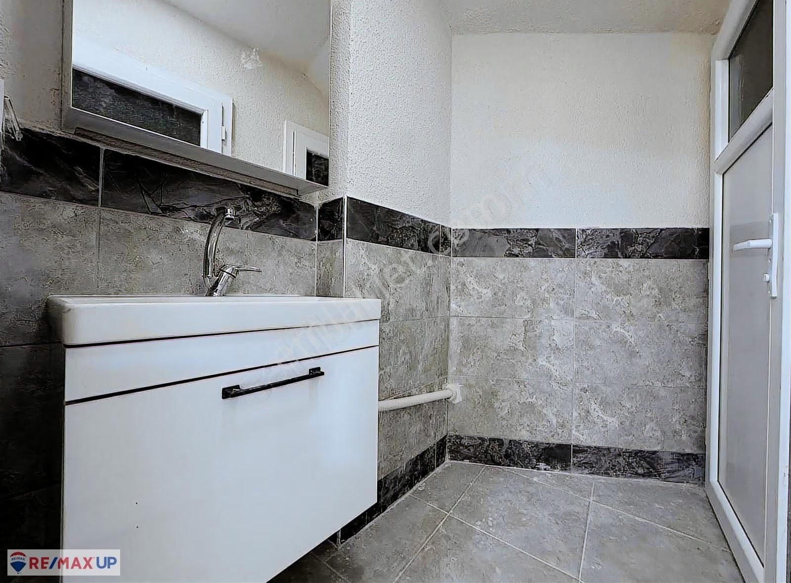 Mızraklı Cad. Üzeri 87 M2 / Full Yapılı / Köşe Dükkan - Görsel 16