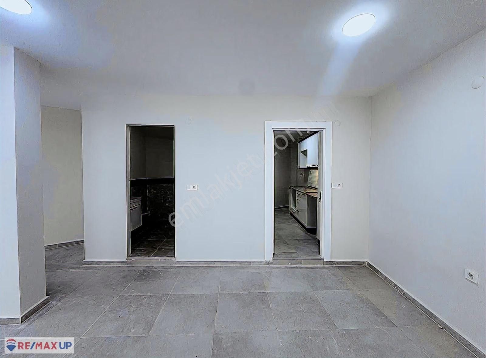 Mızraklı Cad. Üzeri 87 M2 / Full Yapılı / Köşe Dükkan - Görsel 5