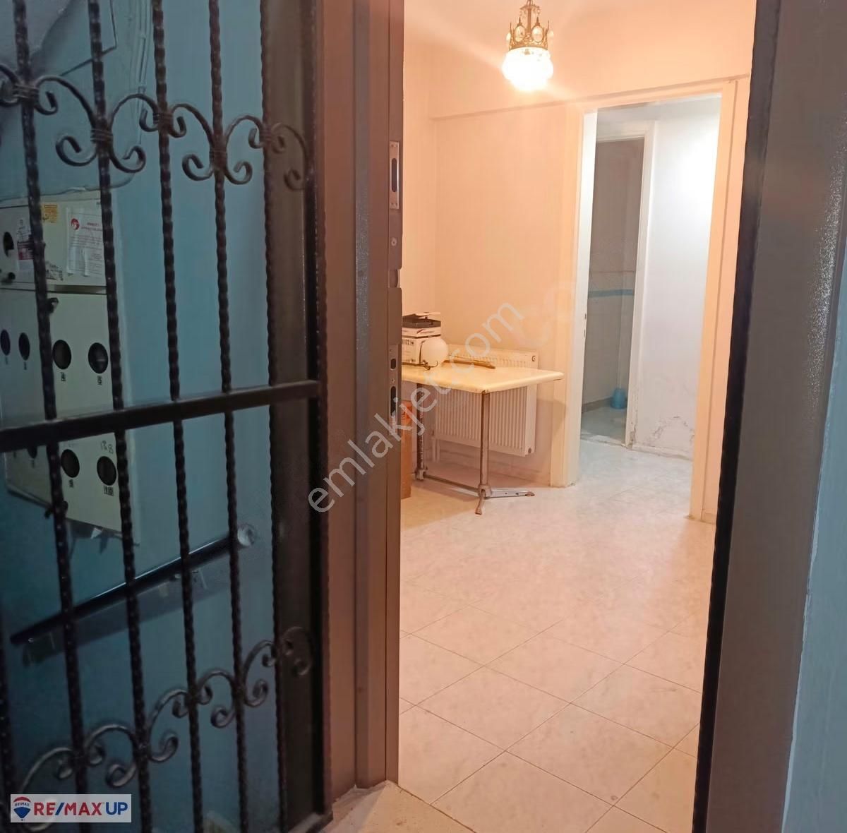 Balçova Onur Mh.sevgi Yolunda Giriş Kat, Jeotermalli Daire - Görsel 23