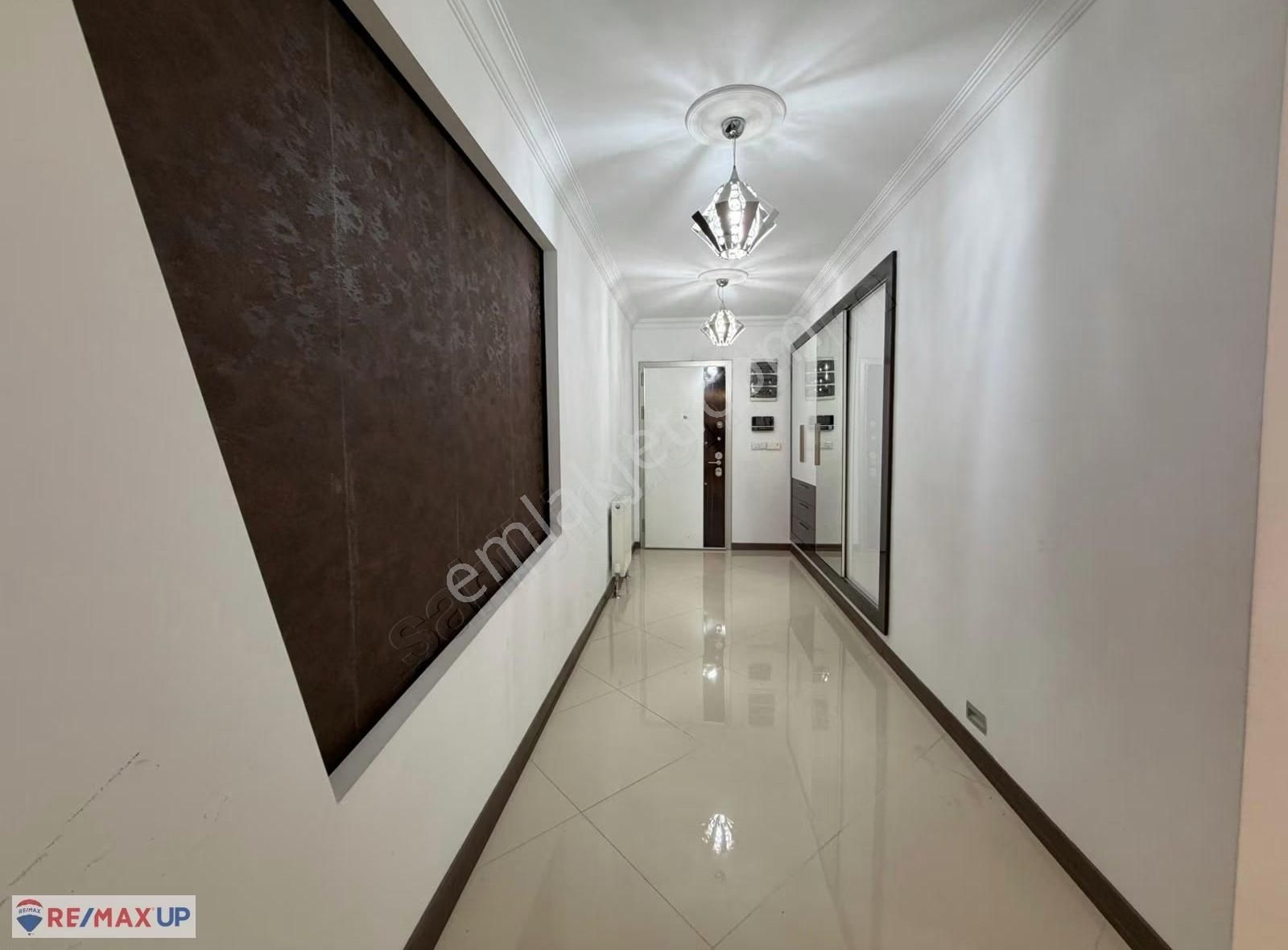 Bayraklı Mansuroğlu Mh. Selenova Sitesi'nde Kiralık 3+1 Daire - Görsel 6