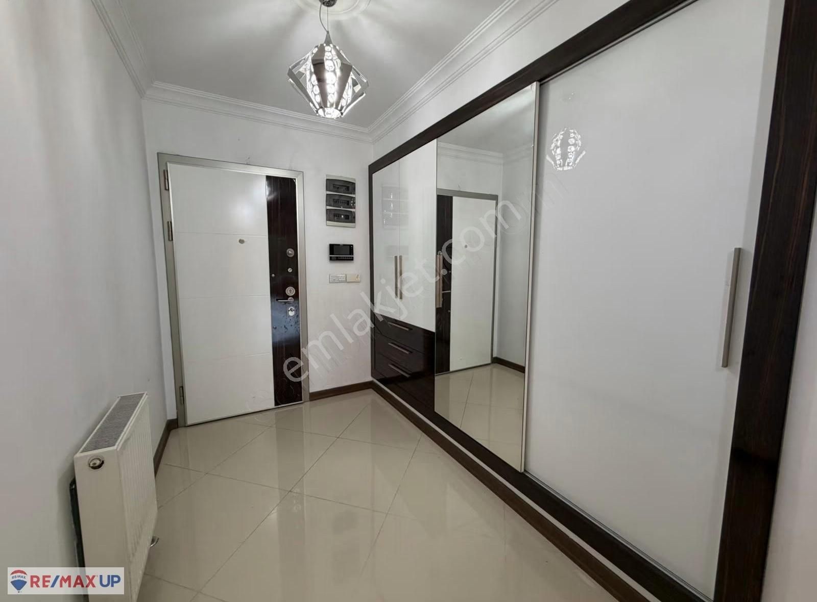 Bayraklı Mansuroğlu Mh. Selenova Sitesi'nde Kiralık 3+1 Daire - Görsel 23