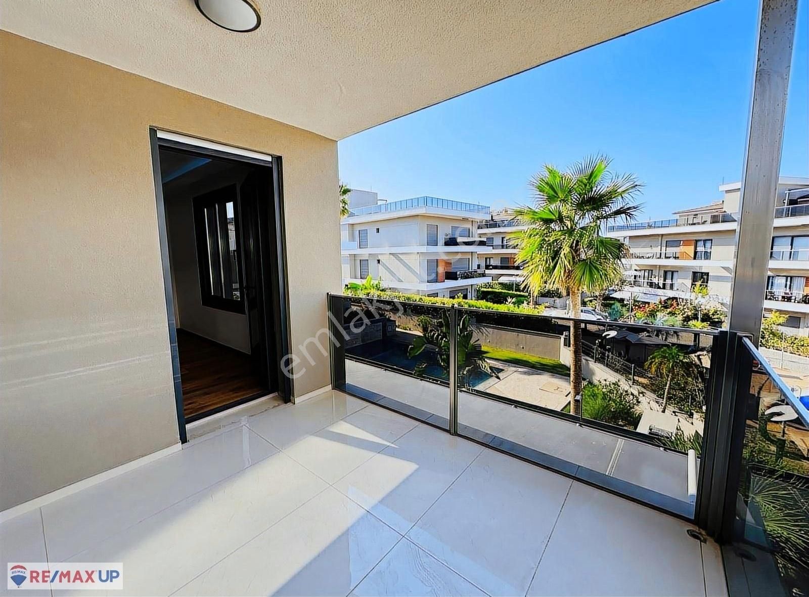 Urla Güvendik Mahallesi'nde Satılık Lüks Villa - Görsel 8