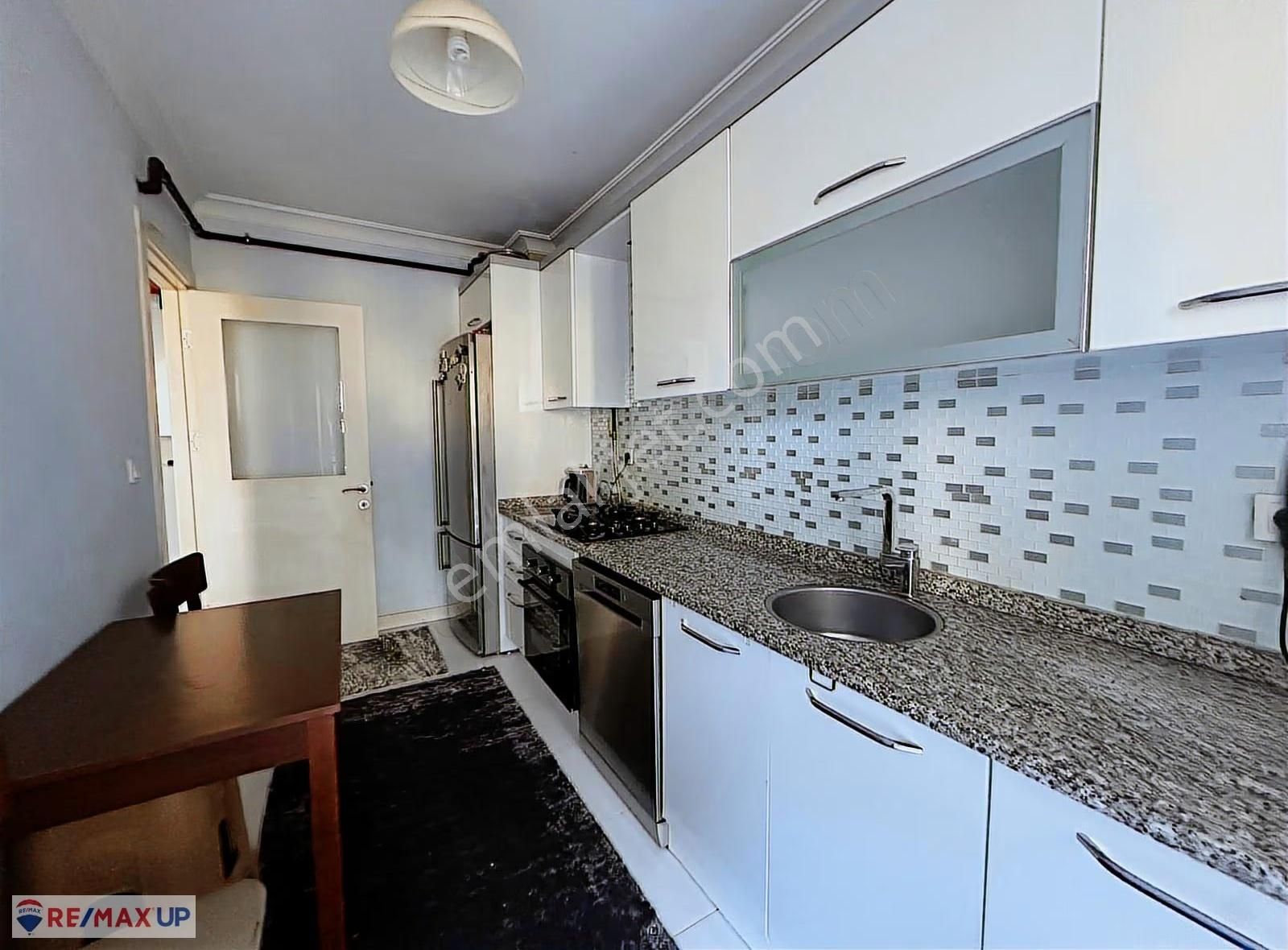 Yeşil Yurt Devlet Hastanesine Yakın Vatan Mahallesinde 3+1 Daire - Görsel 9