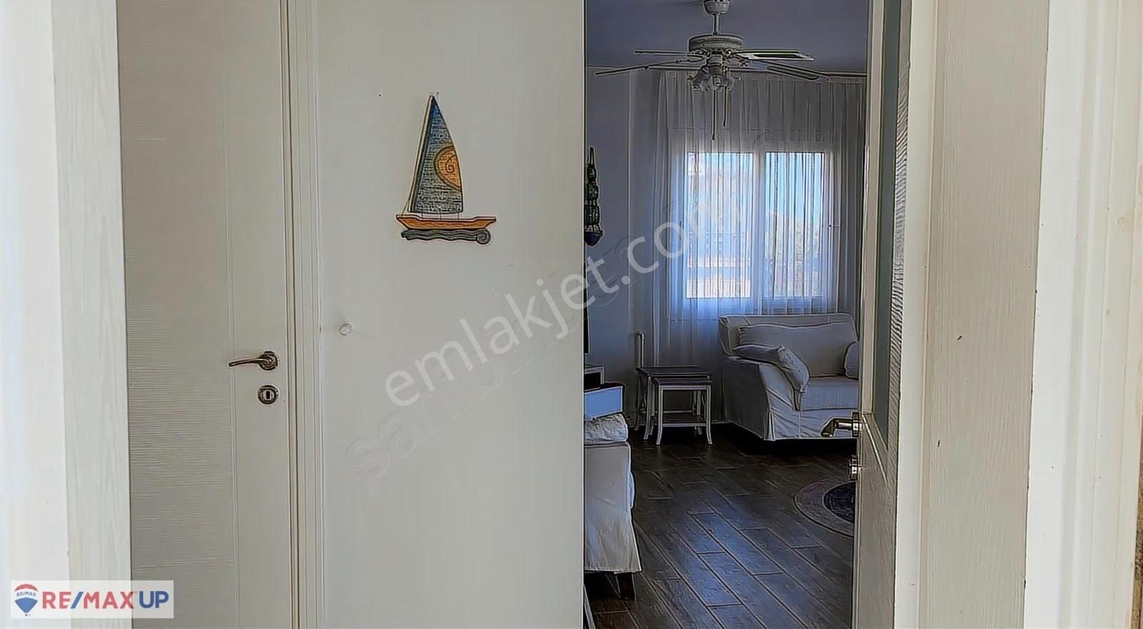 Karaburunun En Prestijli Koyu İncirlikoyda Deniz Manzaralı Villa - Görsel 11