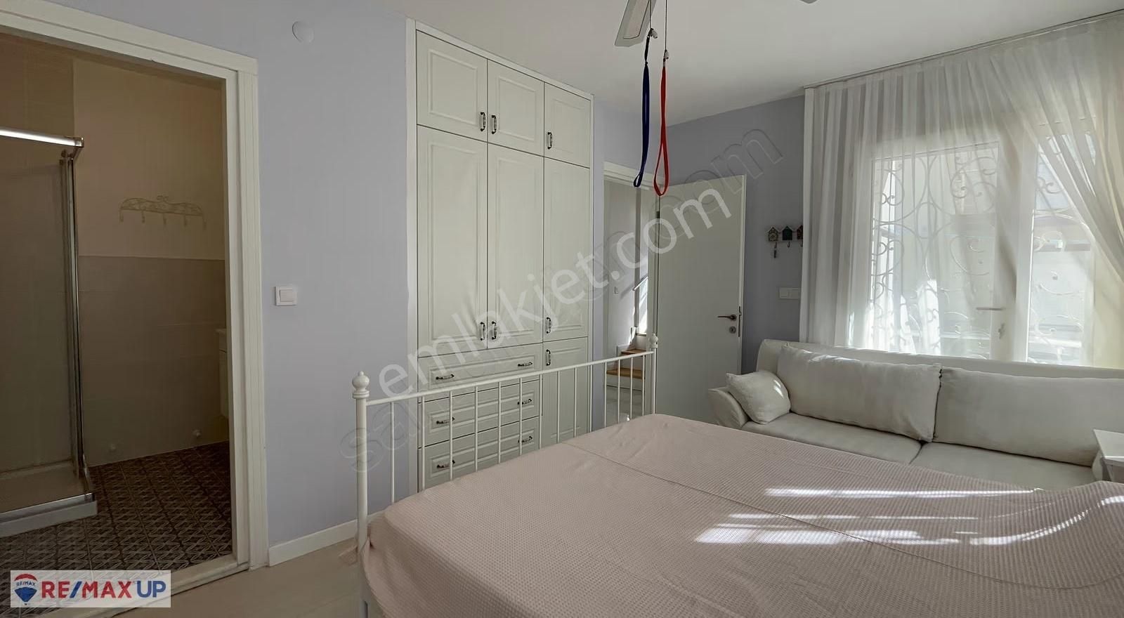 Karaburunun En Prestijli Koyu İncirlikoyda Deniz Manzaralı Villa - Görsel 32