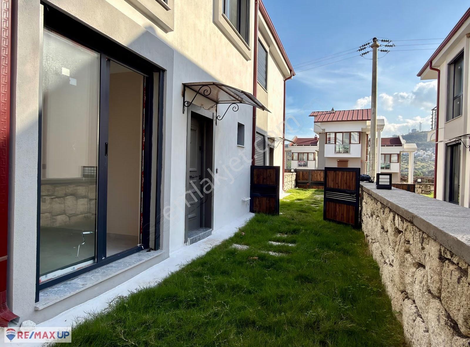 Karaburun Kuyucak'da 2+1 | Sıfır Daire & Özel Bahçe Kullanımı - Görsel 19