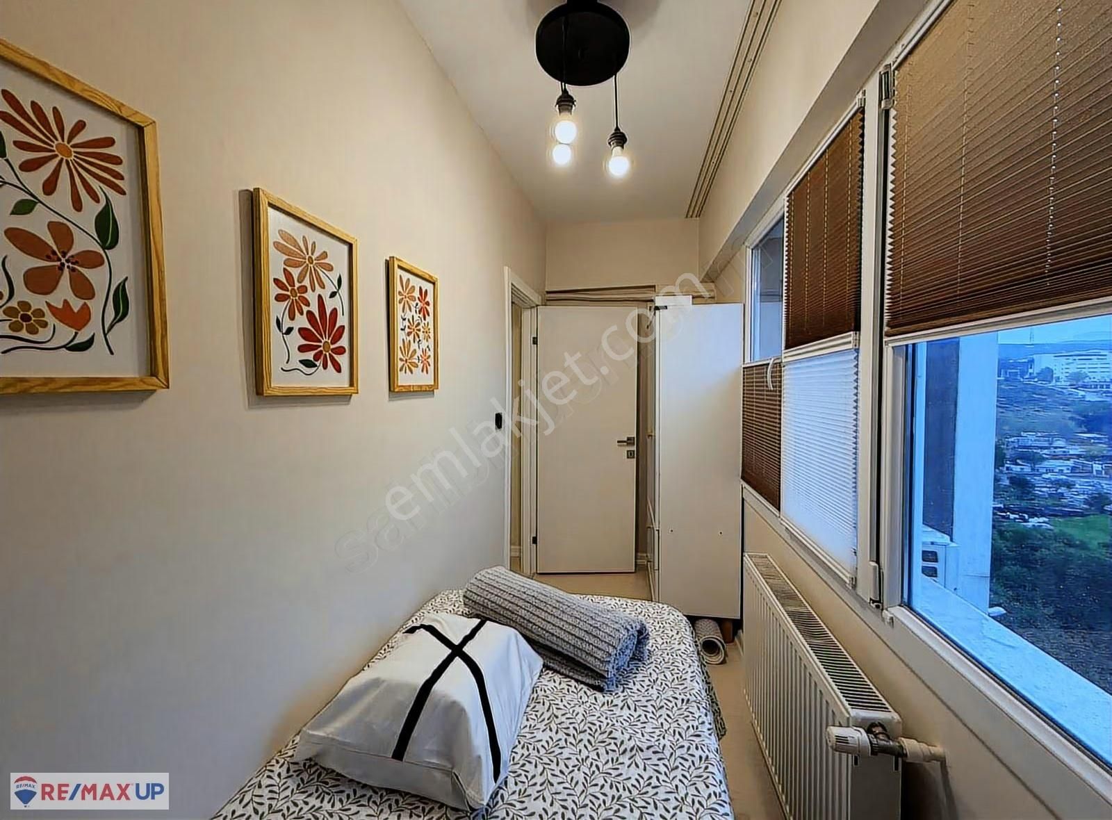 Buca Üniversite Yakını Site İçi Eşyalı Satılık 1+1 Daire - Görsel 13