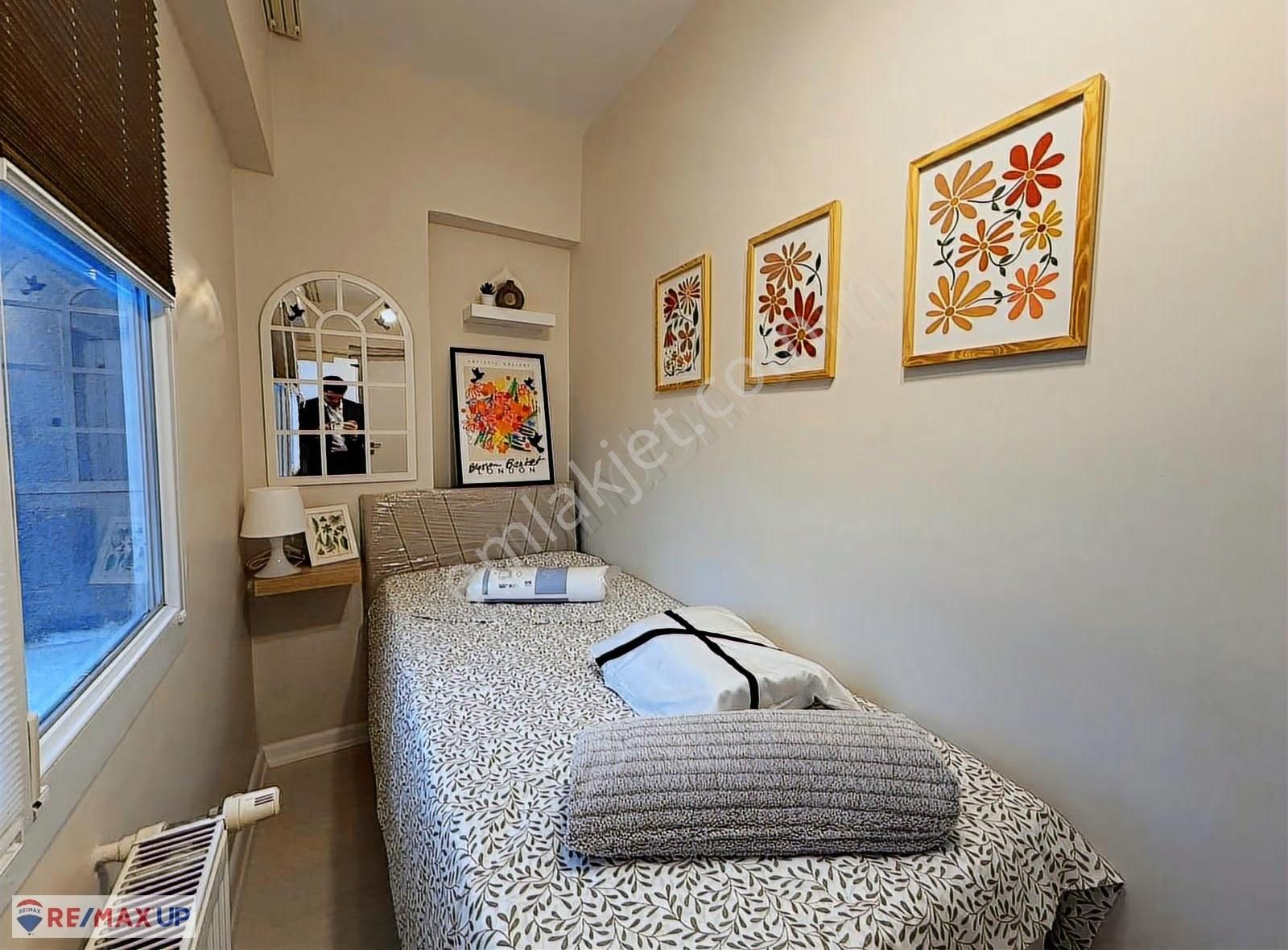 Buca Üniversite Yakını Site İçi Eşyalı Satılık 1+1 Daire - Görsel 7