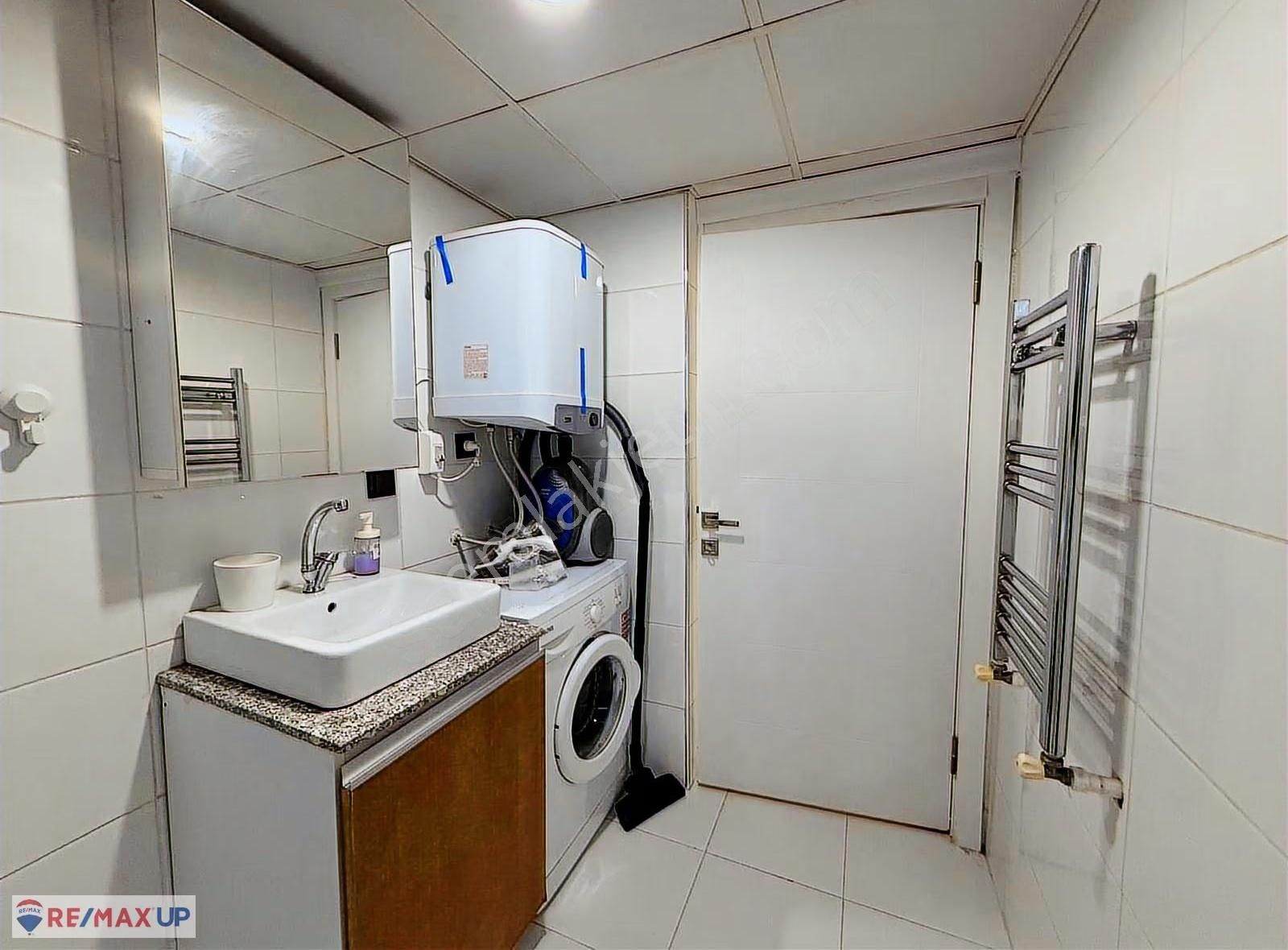 Buca Üniversite Yakını Site İçi Eşyalı Satılık 1+1 Daire - Görsel 14