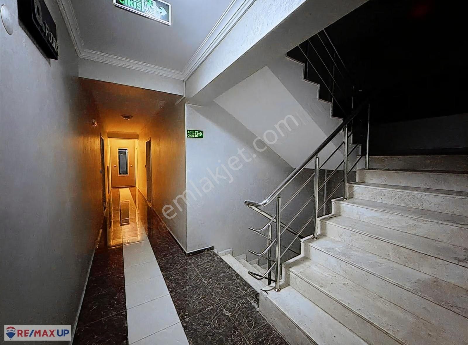 Buca Üniversite Yakını Site İçi Eşyalı Satılık 1+1 Daire - Görsel 11