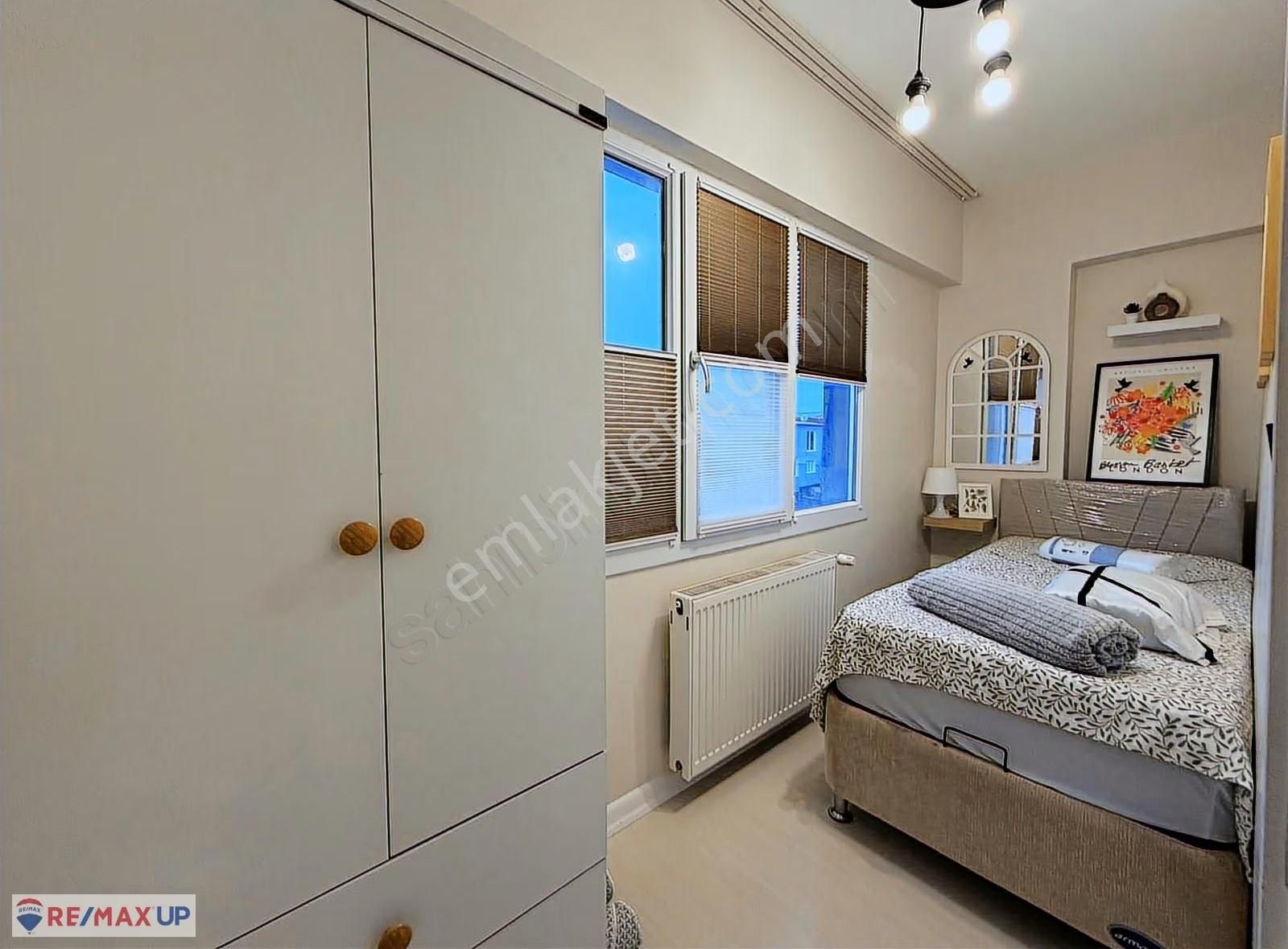 Buca Üniversite Yakını Site İçi Eşyalı Satılık 1+1 Daire - Görsel 6