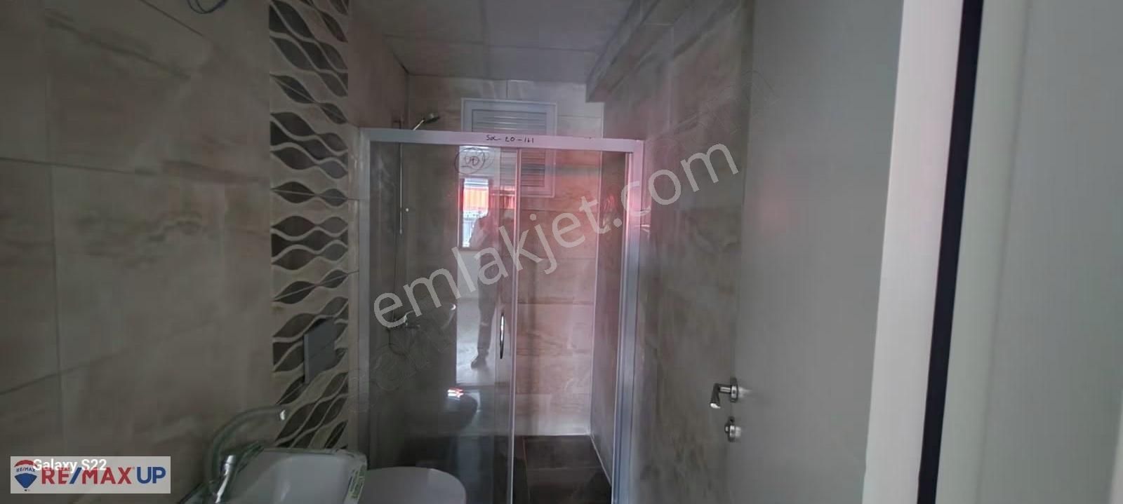 Tarıhı Asansöre 300 Mt., Denıze Yakın Satılık Sıfır Daıre - Görsel 3