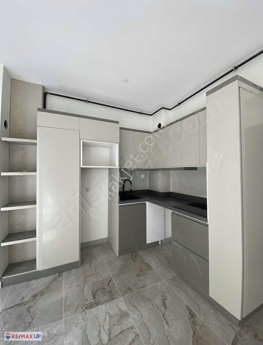 Merkezi Lokasyonda Sıfır Satılık 1+1 Daire - Görsel 5