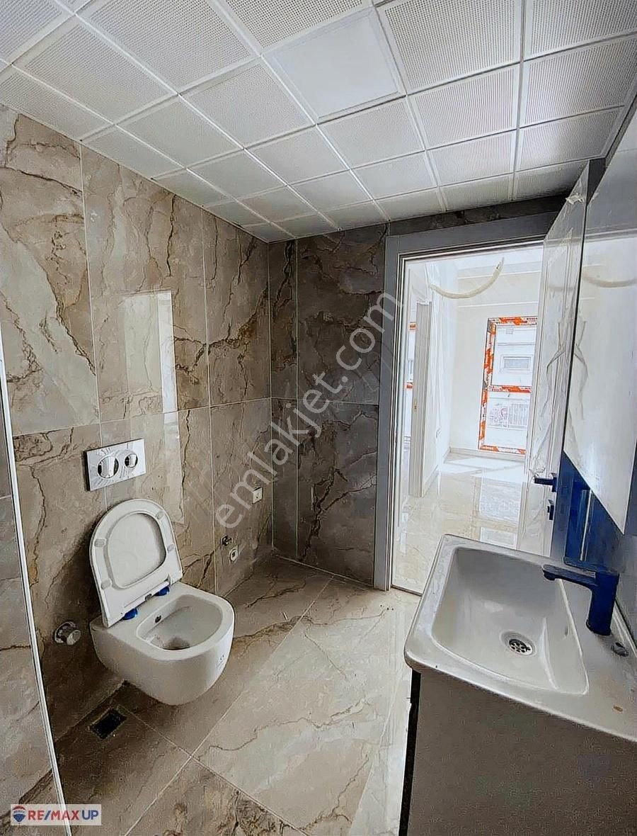 Merkezi Lokasyonda Sıfır Satılık 1+1 Daire