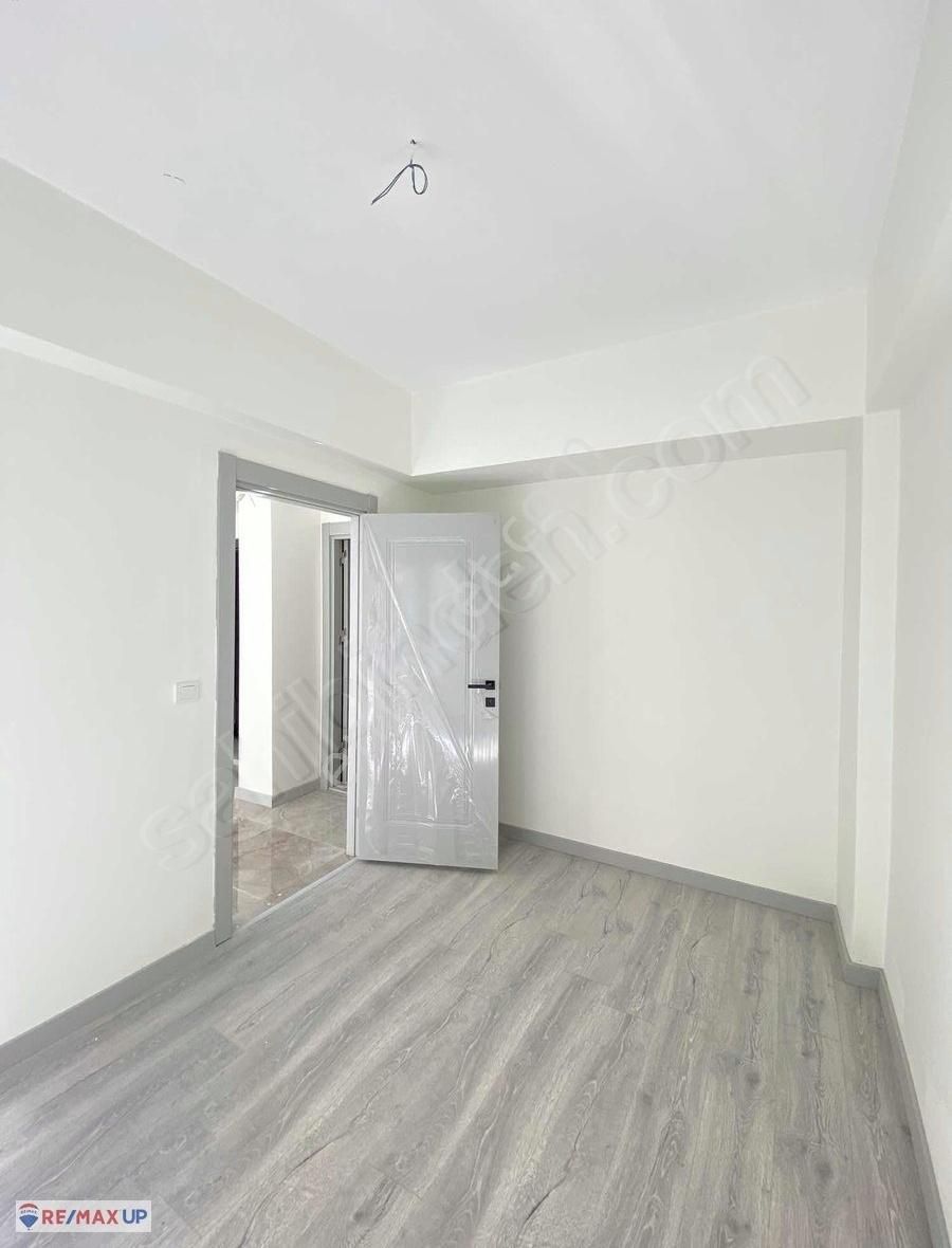 Merkezi Lokasyonda Sıfır Satılık 1+1 Daire - Görsel 4