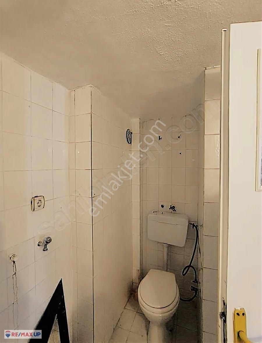 Ürünkent Sitesinde Park Manzaralı, Ferah 3+1 Daire - Görsel 9