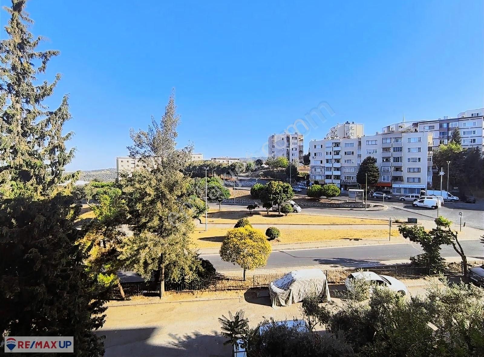 Ürünkent Sitesinde Park Manzaralı, Ferah 3+1 Daire - Görsel 17