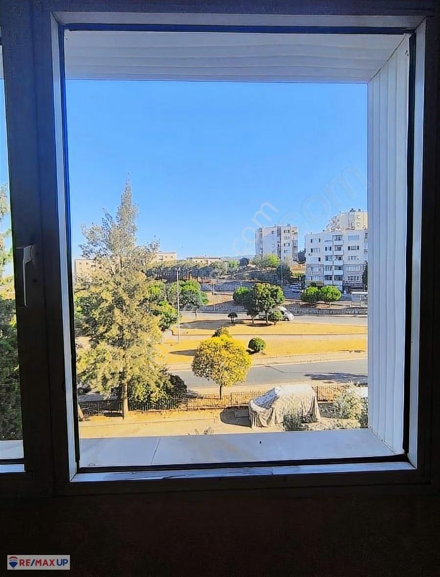 Ürünkent Sitesinde Park Manzaralı, Ferah 3+1 Daire - Görsel 12