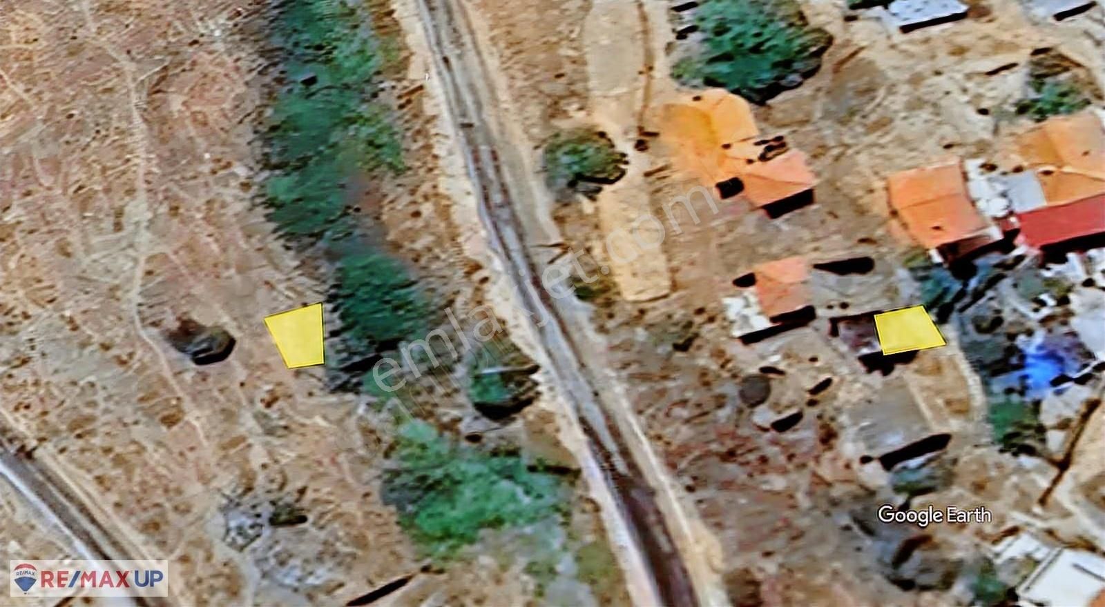 Karaburun Hasekide Köy İçinde 2 Tapu Tek Fiyata! - Görsel 8