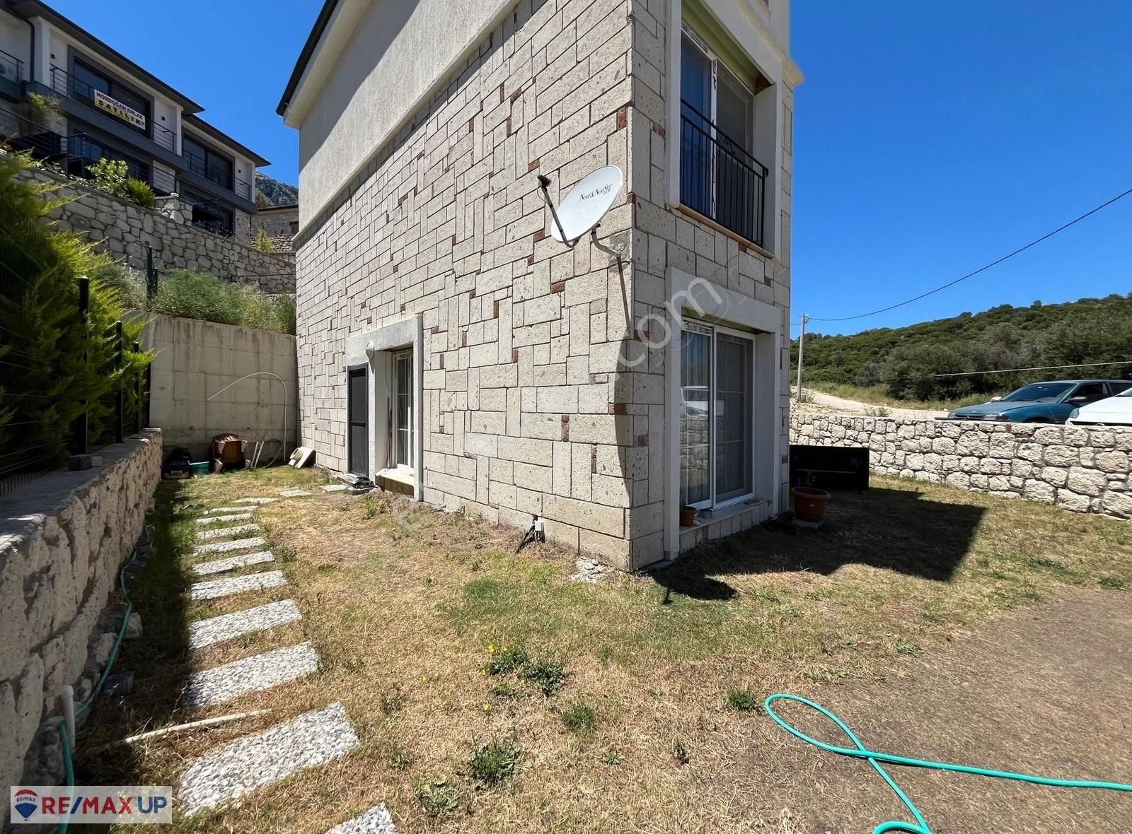 Saip Köyü'nde Müstakil Deniz Ve Doğa Manzaralı Tripleks Villa - Görsel 3