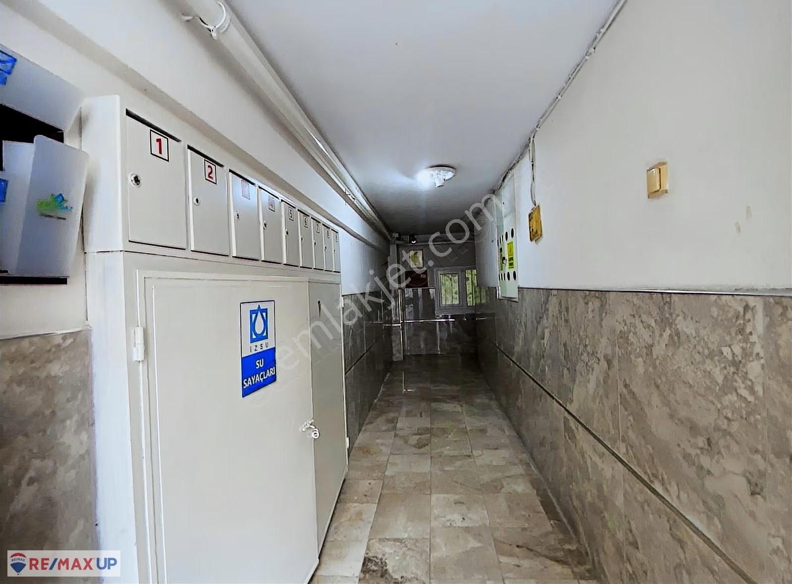 Kupon Lokasyon'da Bakımlı Geniş 3+1 Satılık Daire - Görsel 4