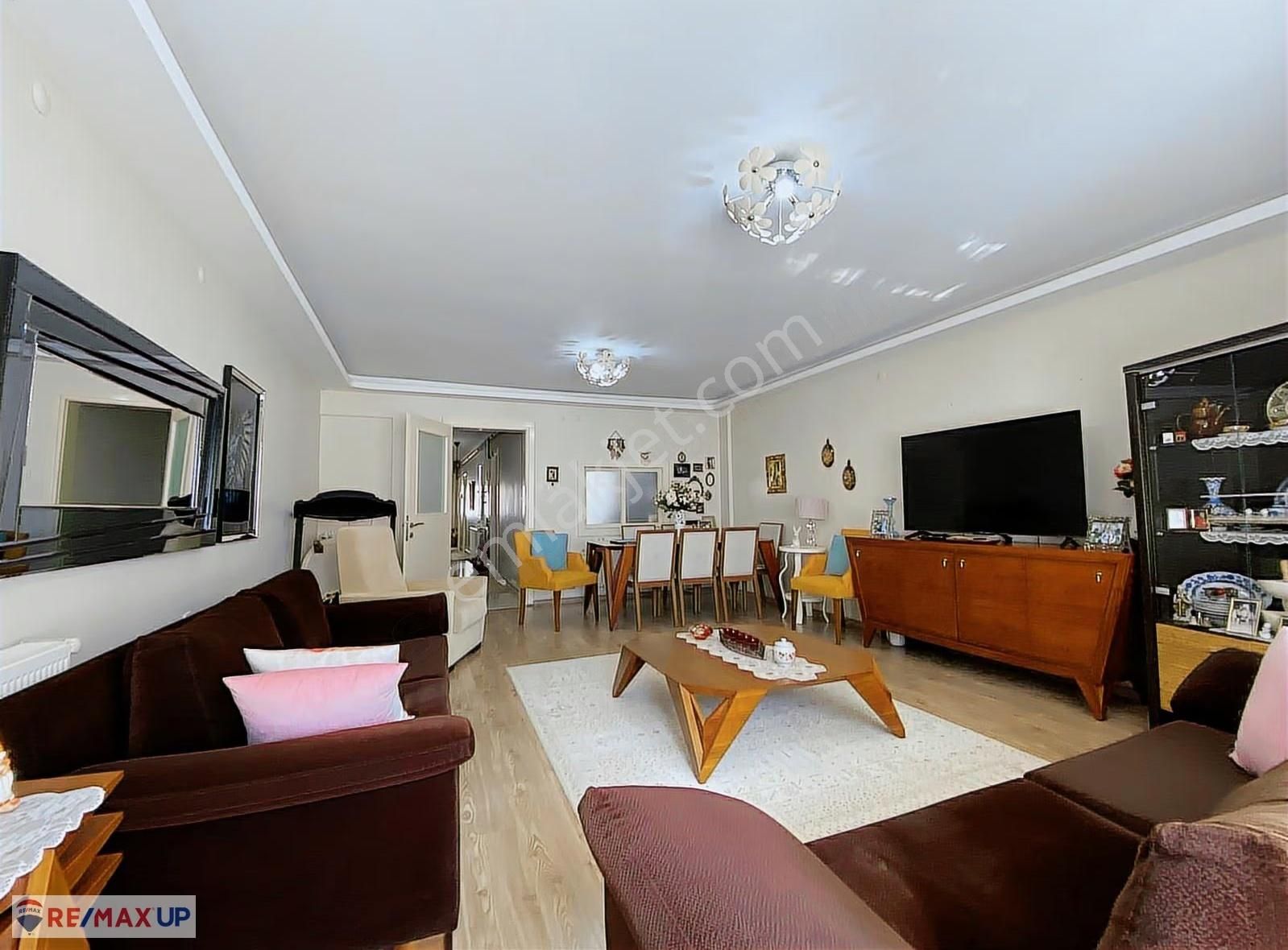 Kupon Lokasyon'da Bakımlı Geniş 3+1 Satılık Daire - Görsel 8