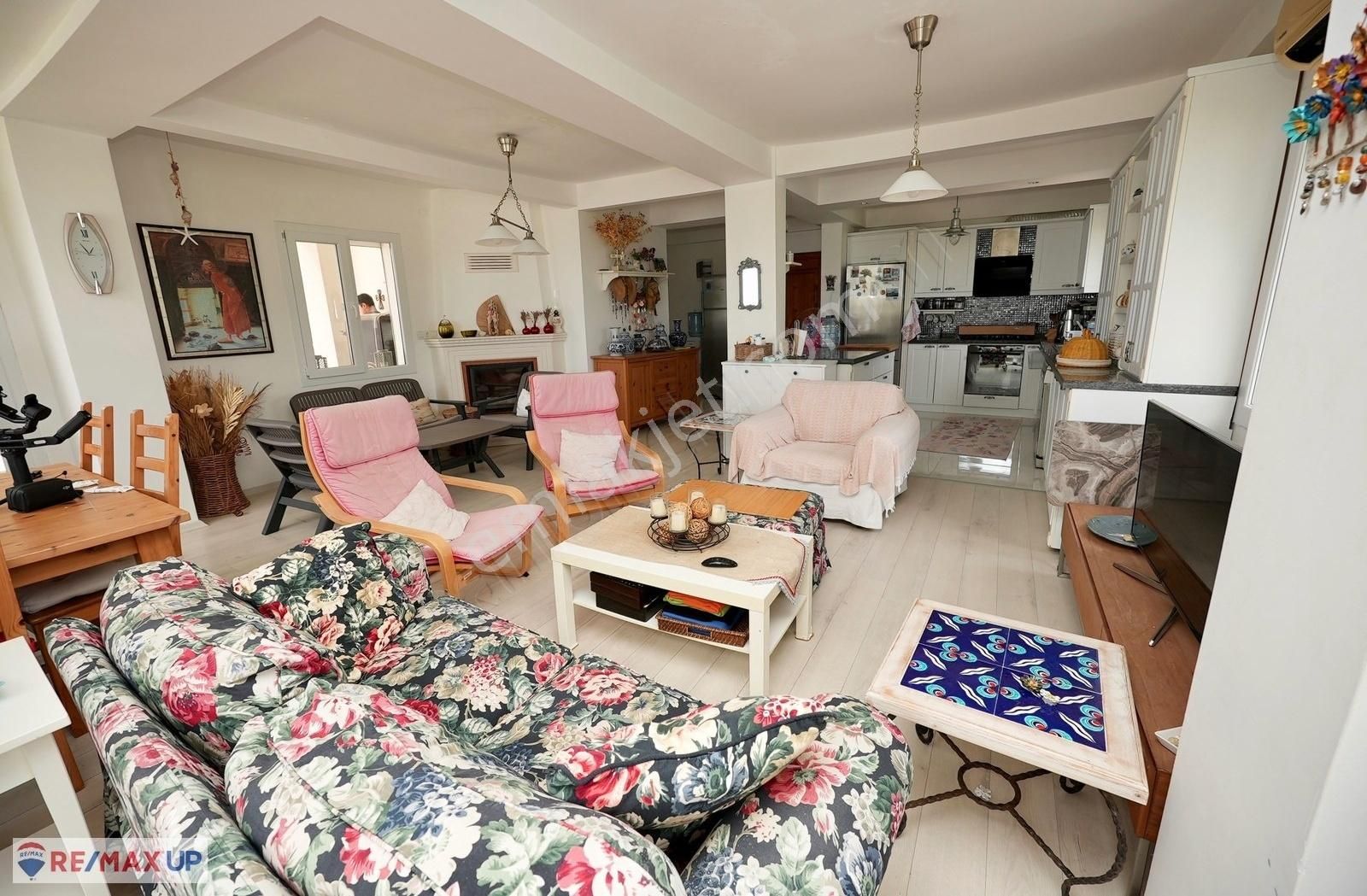 İncirlikoy'da Panoramik Deniz Manzaralı Tam Müstakil Villa - Görsel 32