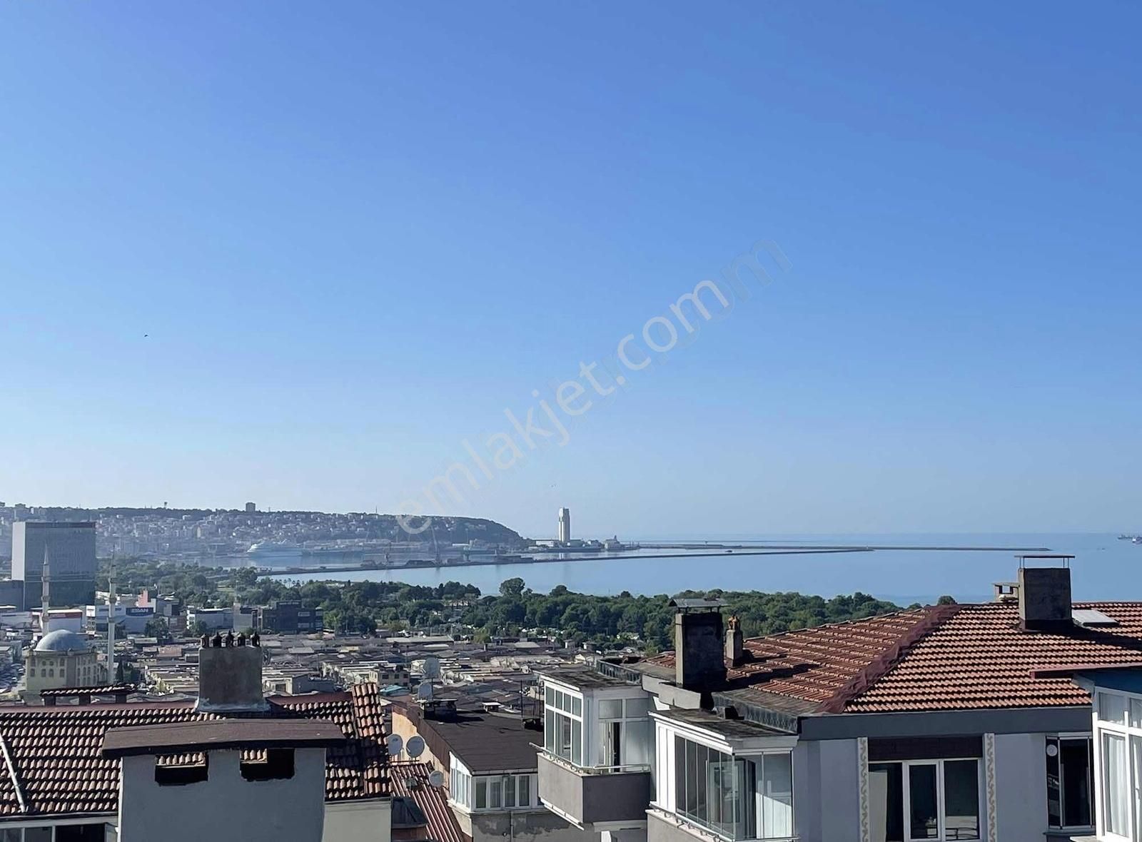 Onur Pehlivan'dan Satılık Şehir Manzaralı Dubleks Daire