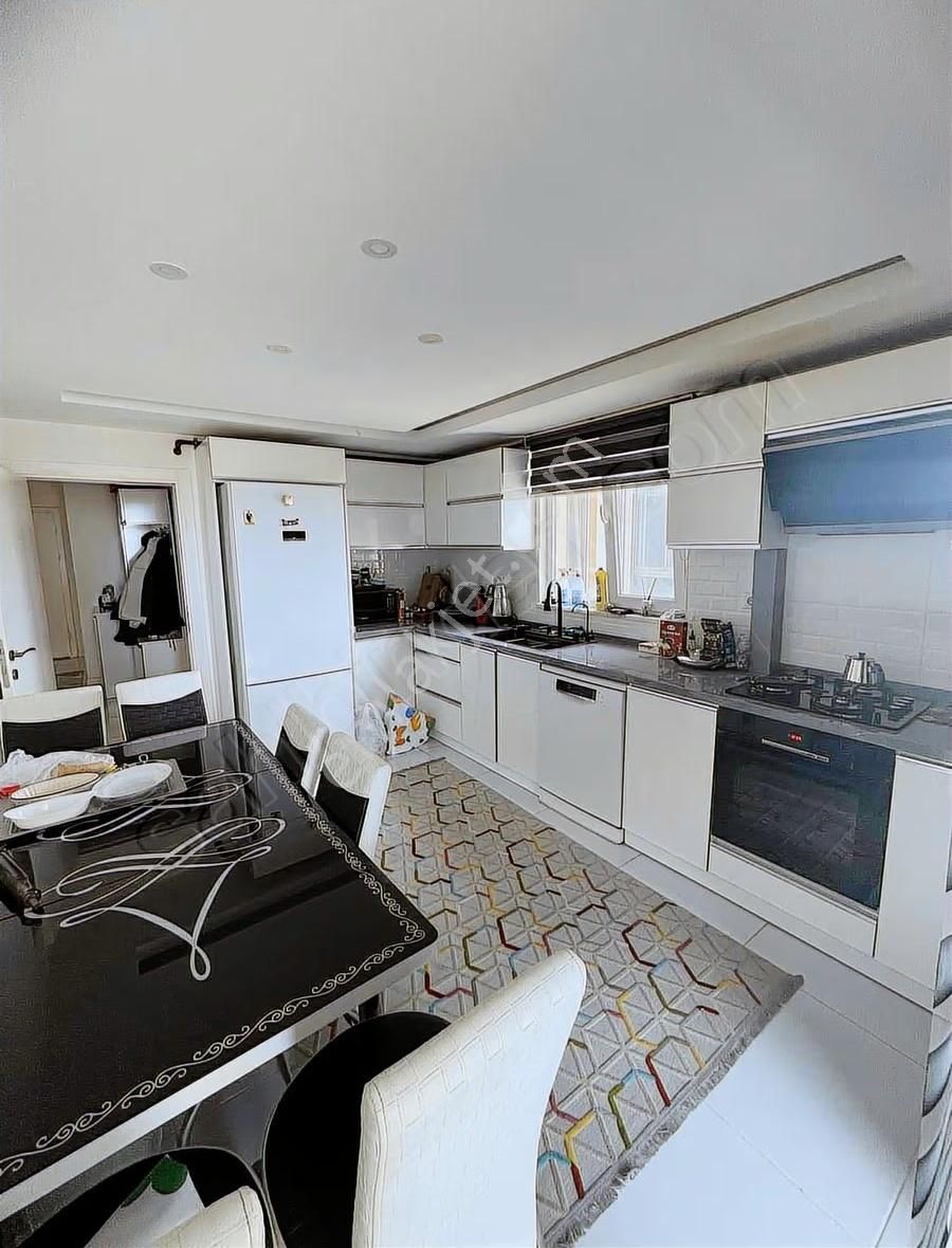 Onur Pehlivan'dan Aycicek Evlerin'de Satılık 3+1 Daire - Görsel 4